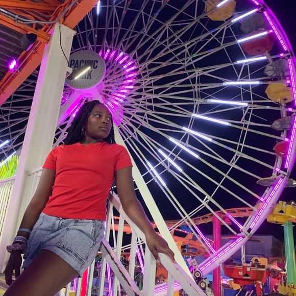 Meet your Posher, Esther - Picture 1 of 1